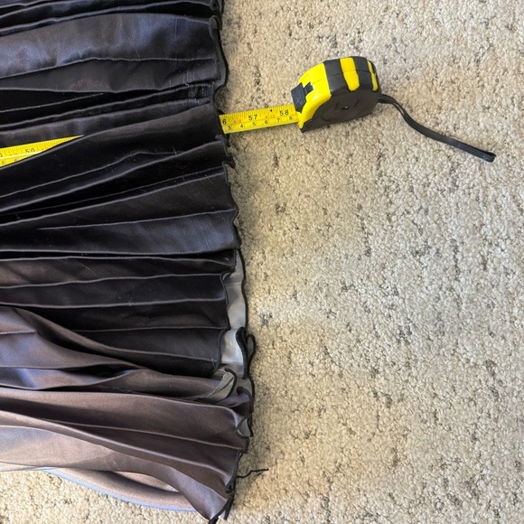 Betsy & Adam size 4 GUC Red Pleated V-Neck Maxi Dress- seee full description - Picture 10 of 16